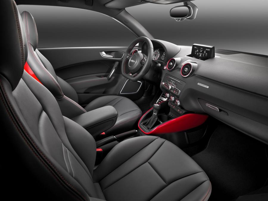 Интерьер Audi S1 (8X) 2014 года  (WW) (фото 7 из 26)